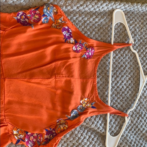 🍊 Orange flower romper! - Picture 3 of 5